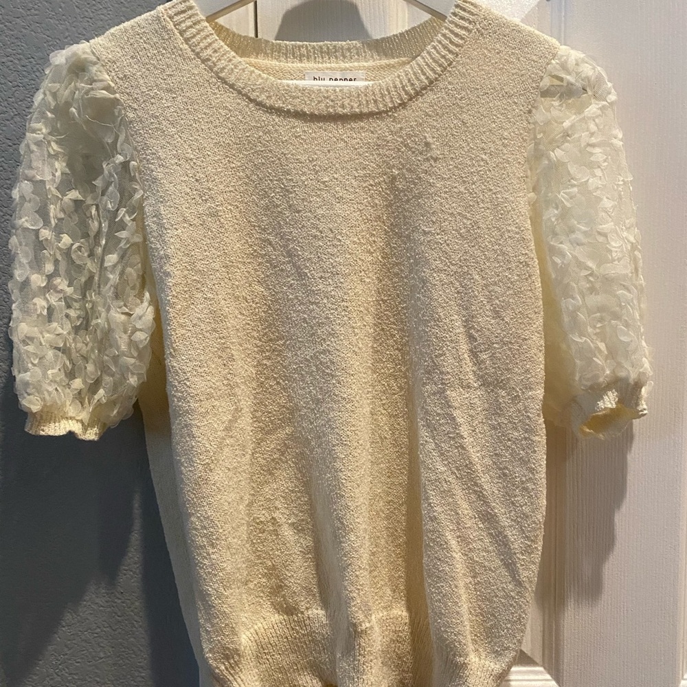 Blu Pepper Top